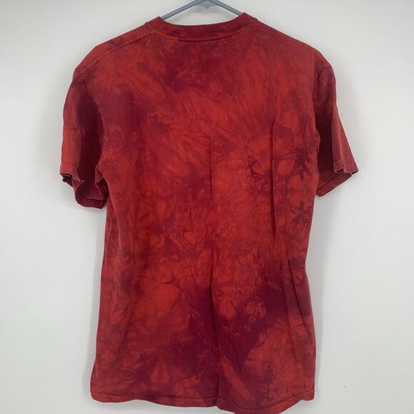 The Mountain Gift of the Eagle Feather Red Tie Dye Graphic T-Shirt Size Medium - Picture 2 of 4